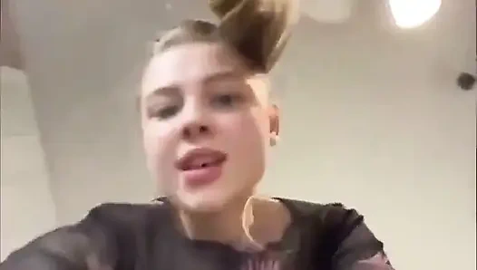 İçine boşalma ve ıslak amcığı parmaklama yakın çekim