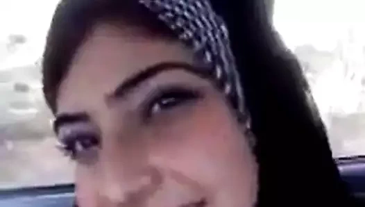 Arab.realy tatlı kız göster boob