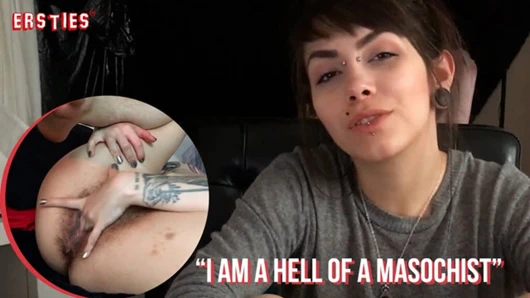 Ersties - inek sürtük amına bir oyuncak sokuyor