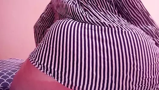 Sekreterini ateşli ve ateşli seviyorsun