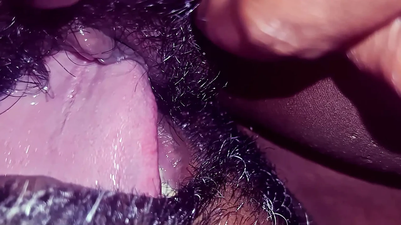Married Modern Indian Girl fucks old Man