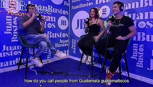 Cumpliendo su fantasía del sexo duro en un show - onlyrulo y kaeelen garcia en podcast juan bustos
