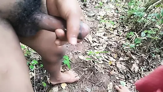 Bir kız geldiğinde mastürbasyon yapmama yardım etti