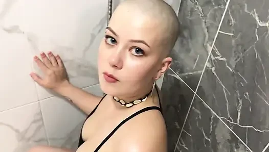 Kız vilu vidish ve banyoda femboy seks