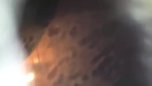 Femme au foyer doigte sa chatte mom milf cougar mouiller wet