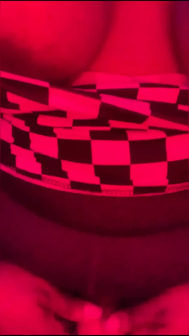 Please My Pussy