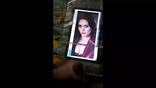 Elizabeth olsen boşalma anısına