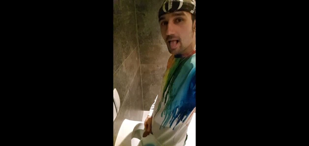 Azgın işeme videoları