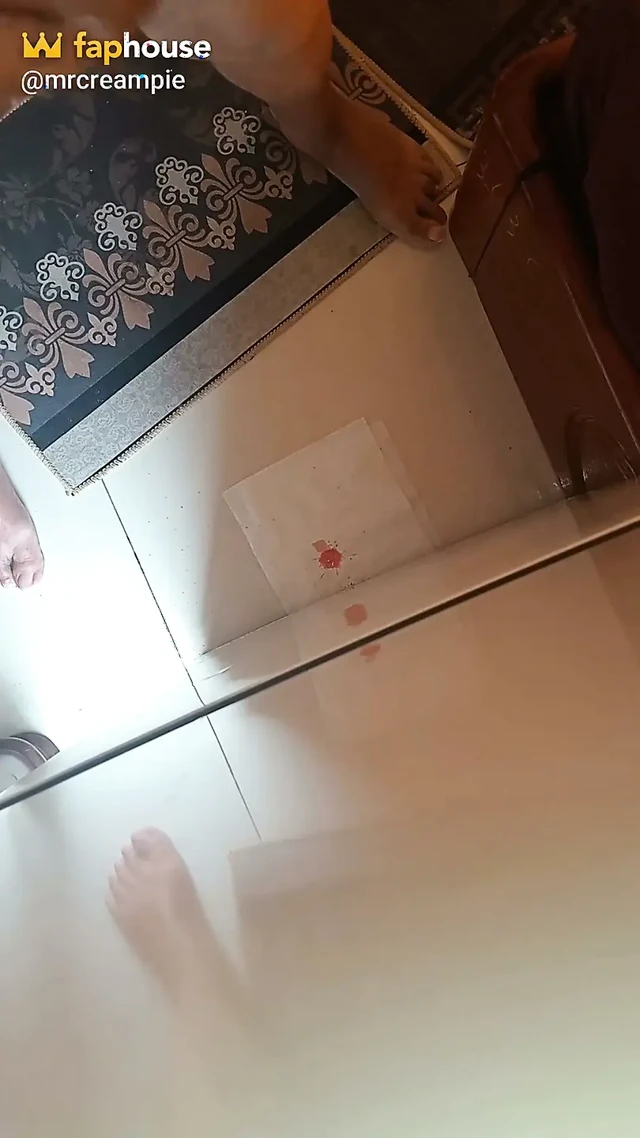 Yarak üzerinde ateşli mum ağdası