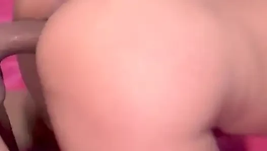 Utanmadan sıska kızın ne narin inlemesi