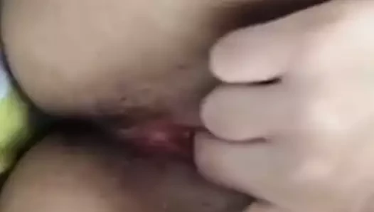Amcık parmaklıyor