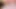 Minyon sarışın bebek Ashleigh Mckenzie soyunuyor ve küçük pembe oyuncağıyla amının içinde oynuyor