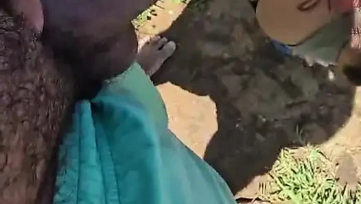 Amber yarağımı emiyor