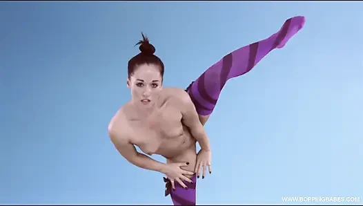 Kiki devine - pürüzsüz çıplaklar
