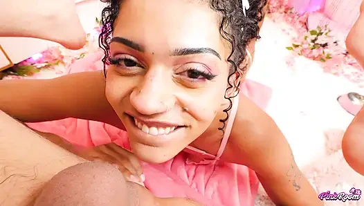 Pembe oda ep.31: uzun boylu, seksi sürtük Natasha Carter hepsini yapıyor