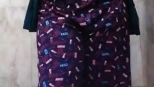 Jab bhabhi ko lund s chudte hue dekha aur lund hilaya