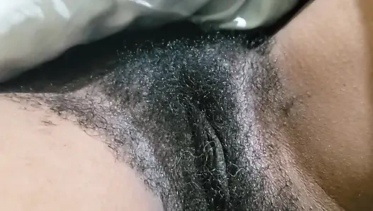 Genç Yetişkin Yıldız Yumuşak Enerjiyle Şehvetli Ve Samimi Bir Sahnede Sıkı Amını Gösteriyor