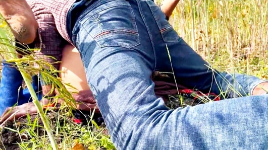 Indian bhabhi Desi chudai video first jungle love chudai video