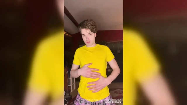 Sürtük seanslarım her zaman ateşli bir striptiz gösterisine yol açar!