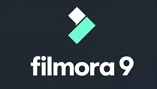 Abanoz milf ile kremsi kedi çalış ile ona oyuncaklar