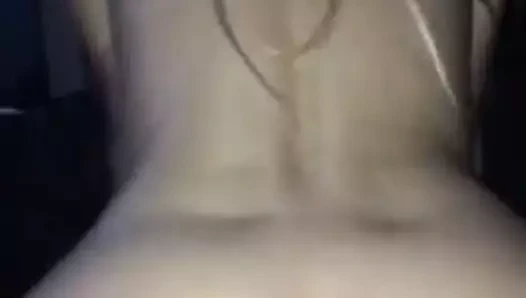 çük üzerinde twerking