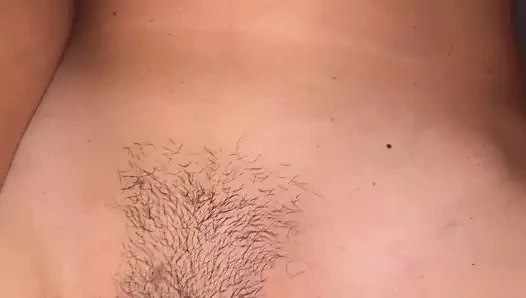 Porno izliyordum ve amına dokunmak istedim