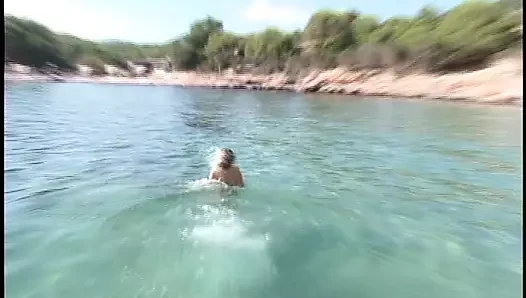 Klasik retro Alman amatör günlük porno dozunuz