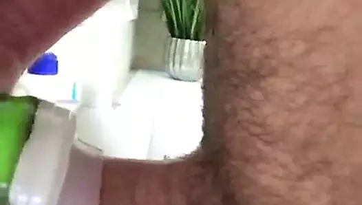 Fleshlight pt.2 sevindirdi: güzel kıllı kesim ayı cum masturbasyon yapıyor