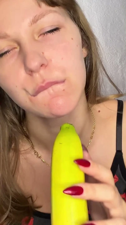 Muzlu oral seks muzu memnun ediyor