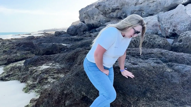 Peeing in Tight Jeans on the Beach