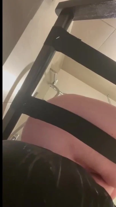 Karısının altın duşu: hakimiyet serbest bırakıIdı | Klip 1