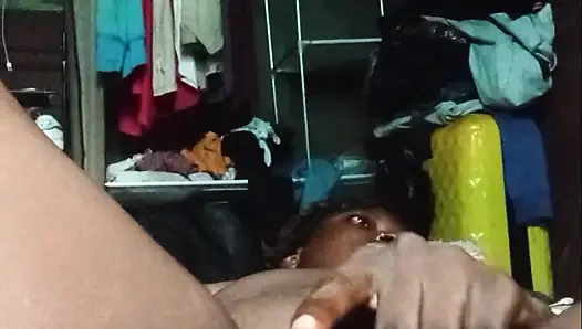 Derin amcıklı Roman