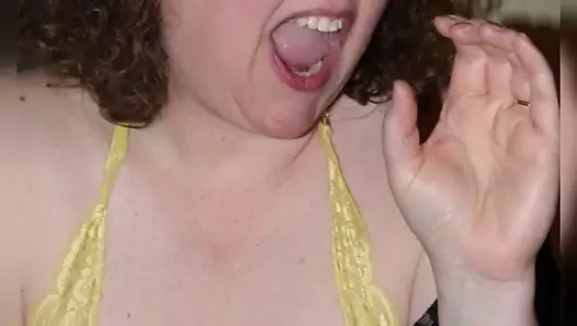 karısı üstsüz oynama ile büyük yapay penis