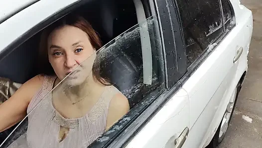 Bir iş gezisinde para kazanırken vardiyalı bir işçinin karısıyla havalı seks
