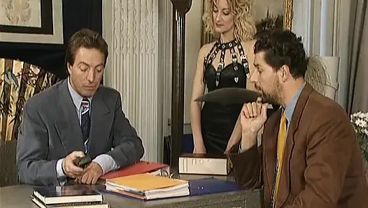 Çoraplı muhteşem Alman kızlar grup sekste götten sikiliyor