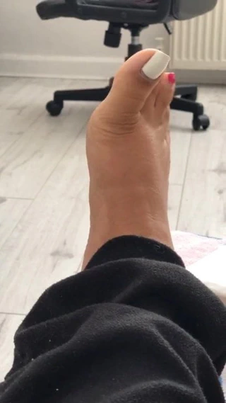 Bossybritt'in lezzetli ayakları