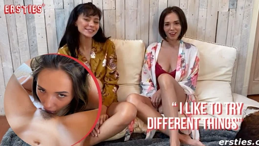 Ersties - seksi lezbiyen arkadaşına iniyor