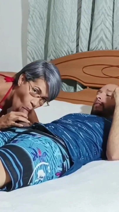 My stepsister loves to see my clean cock -100% Spanish. | Clip 1