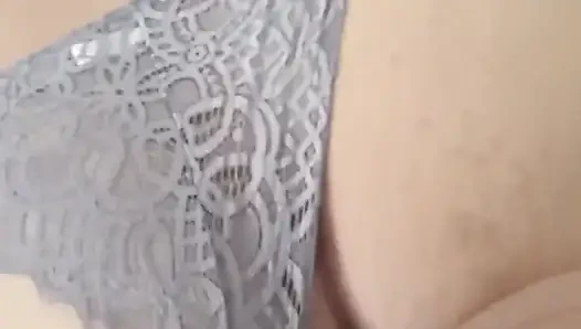 Üvey annemin şişman amını bacakları açık sikiyorum