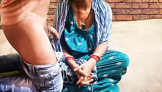 Hintli üniversiteli kız arkadaş ve erkek arkadaş