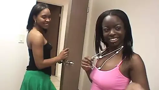 Afrikalı sürtükler ABD'de porno dökümü!!! - döküm numarası 14