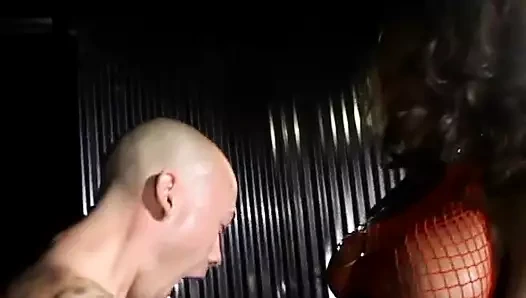 Slaveboy al şaplak lession tarafından abanoz tanrıça