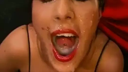 Giyinik cumshot derleme 37