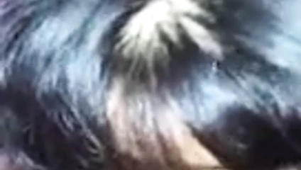 Hintli kız kocasının arkadaşı tarafından becerdin