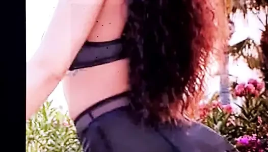 Rihanna'nın götüne boşalma