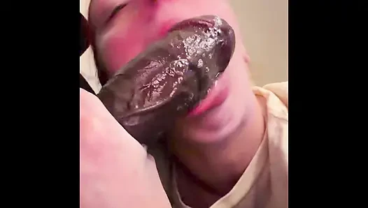 En sevdiğin kızıl saçlı pawg ile ateşli gırtlak seksi