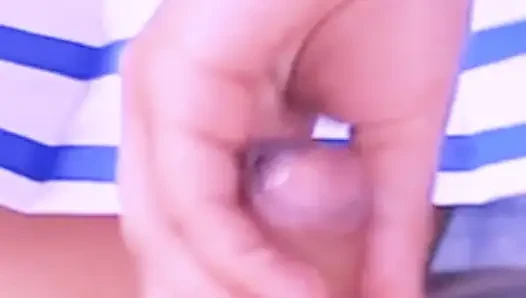 Büyük indirmenin tamamını alana kadar kesintisiz zıplıyor.