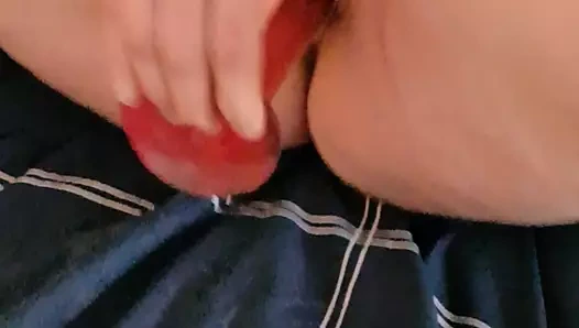 Sıcak İsveçli karım yatağın her tarafına geldi