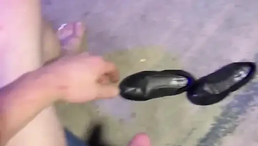 Zoey Mangan çok azdırıyor, bu yüzden büyük yarakla sert sikiliyor