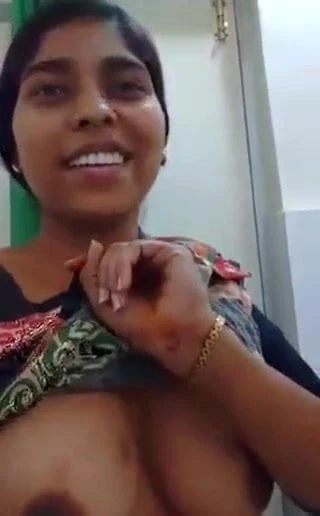 Desi sevimli aunty boobshow
